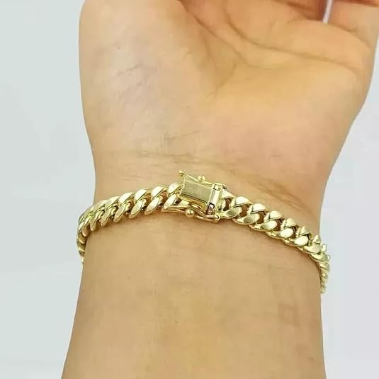 925 sterling silver with 14k gold plated mens rope bracelet for party & daily wear. 925 sterling silver with 14k gold plated mens rope bracelet for party & daily wear.